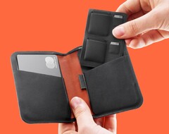 Oda is giving away an SD card case in the format of a credit card. (Image source: Oda)