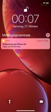 The iOS 12 lock screen
