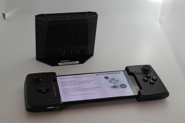 WiGig Dock with Gamevice Controller