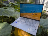 Intel subnotebook regains ground — Asus ZenBook 14 OLED UX3405CA review