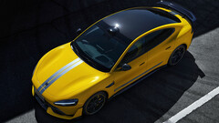 The SU7 Ultra goes 0-60 in under two seconds (Image source: Xiaomi)