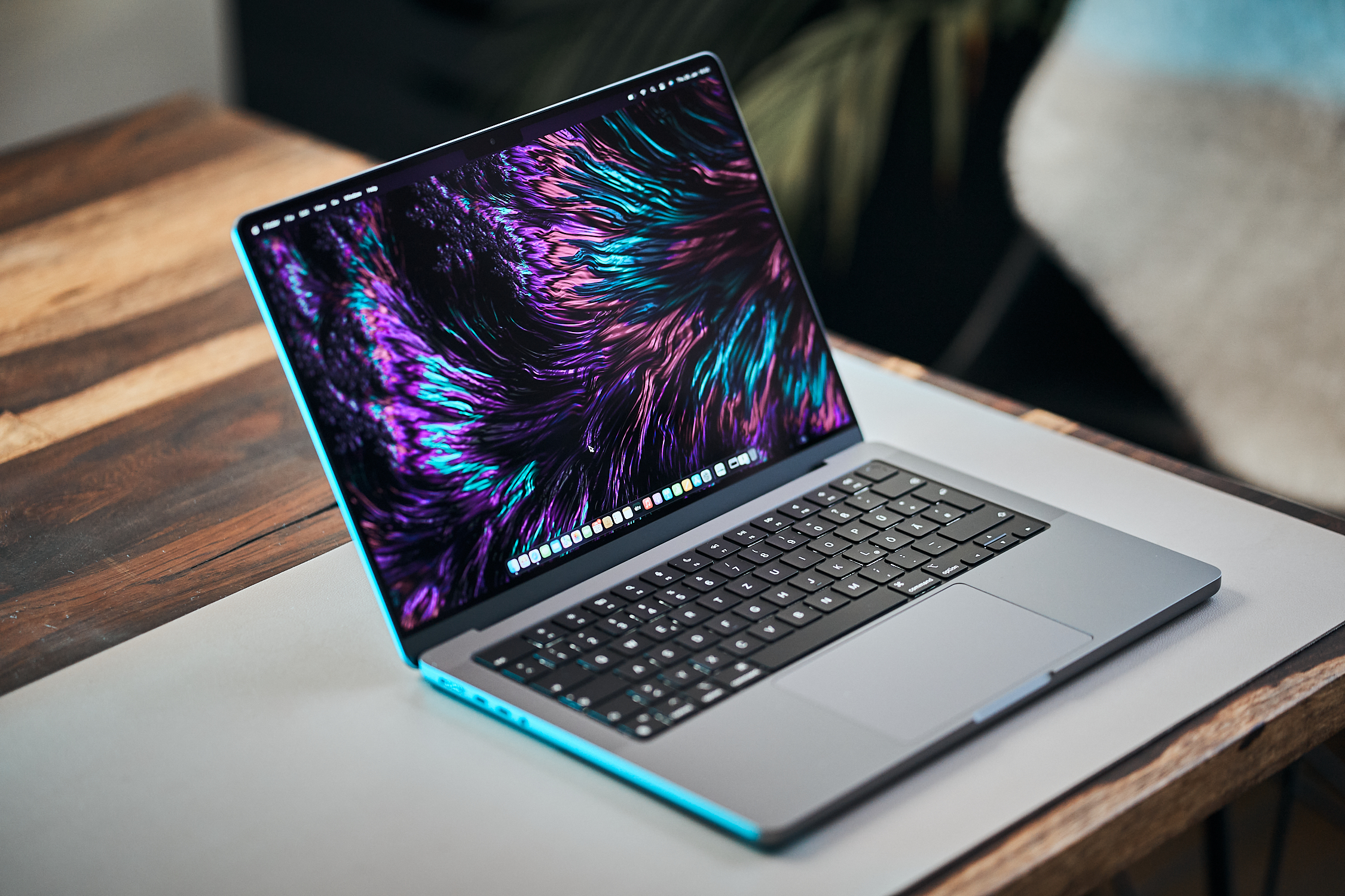 Apple MacBook Pro 14 2023 review: The M2 Pro is slowed down in the small MacBook  Pro -  Reviews