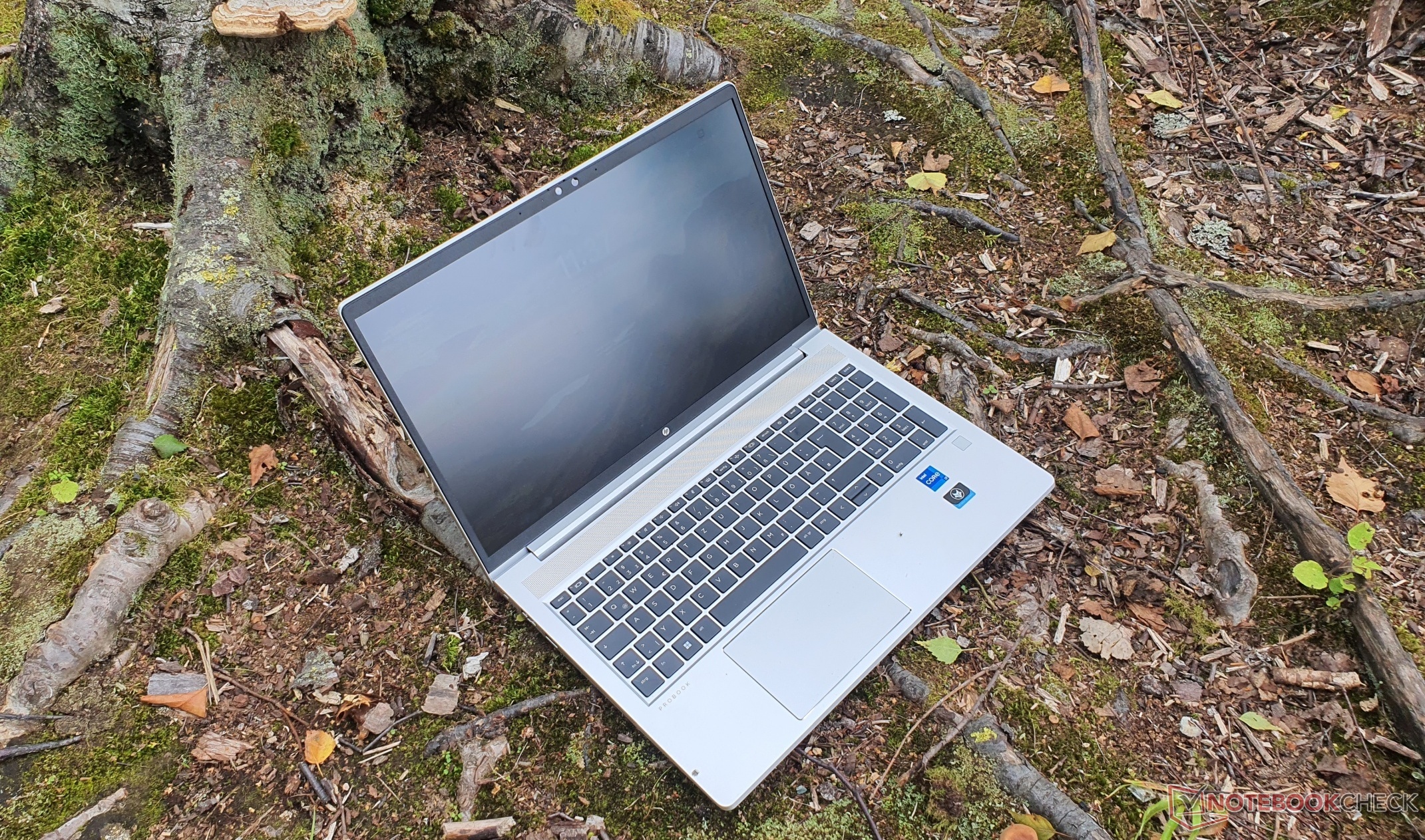 🔬 [REVIEW] HP ProBook 450 G8 – some things never change… well