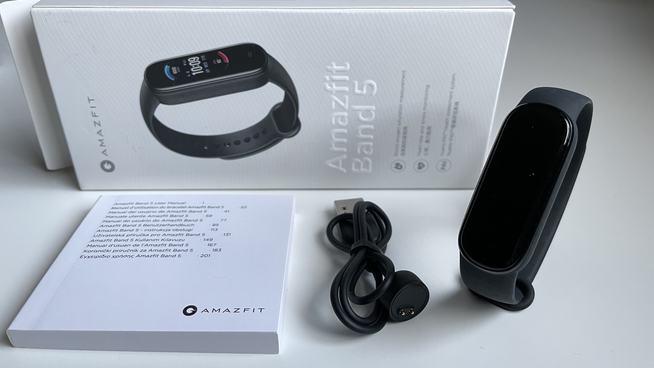 Between Xiaomi Mi Smart Band 5 and Band 6: Huami's Amazfit Band 5 fitness  tracker in test -  Reviews