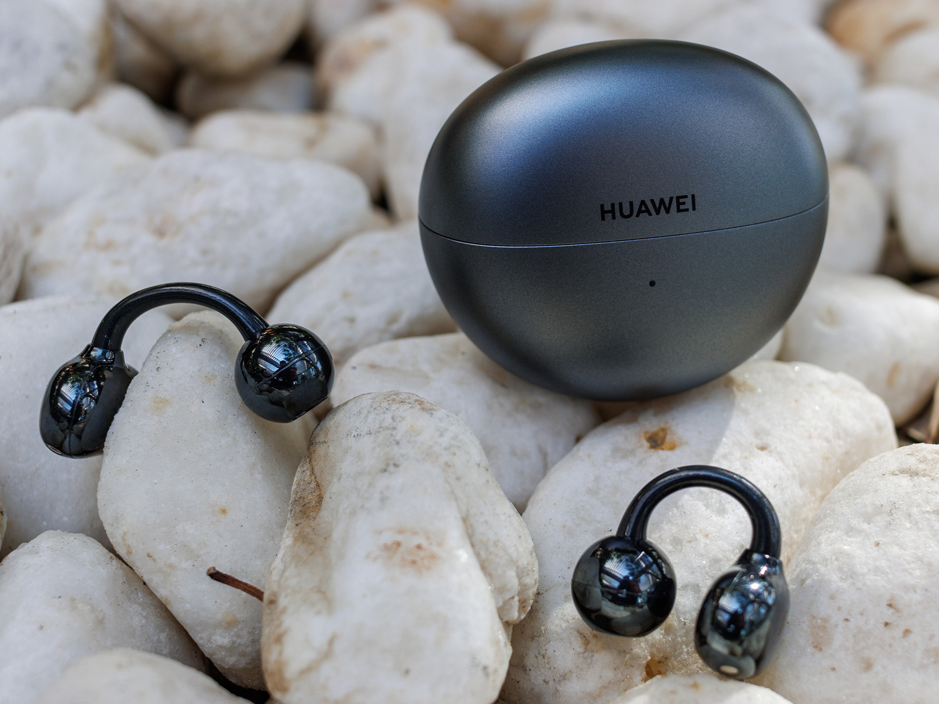 Huawei FreeClip review - Open-ear headphones with an innovative design -   Reviews
