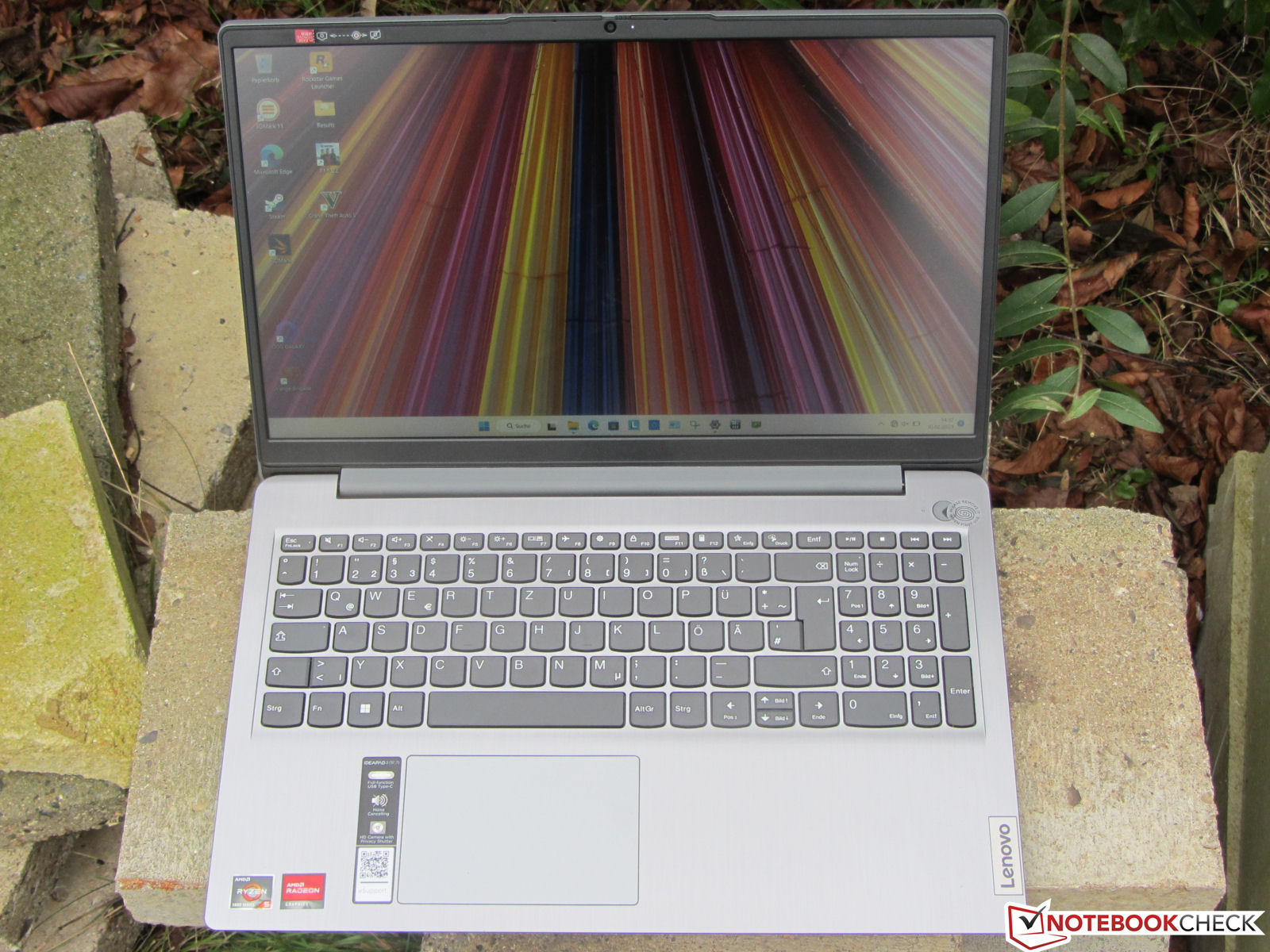 Lenovo IdeaPad 3 15ABA7 review: Enduring office notebook with a powerful  Ryzen APU -  Reviews