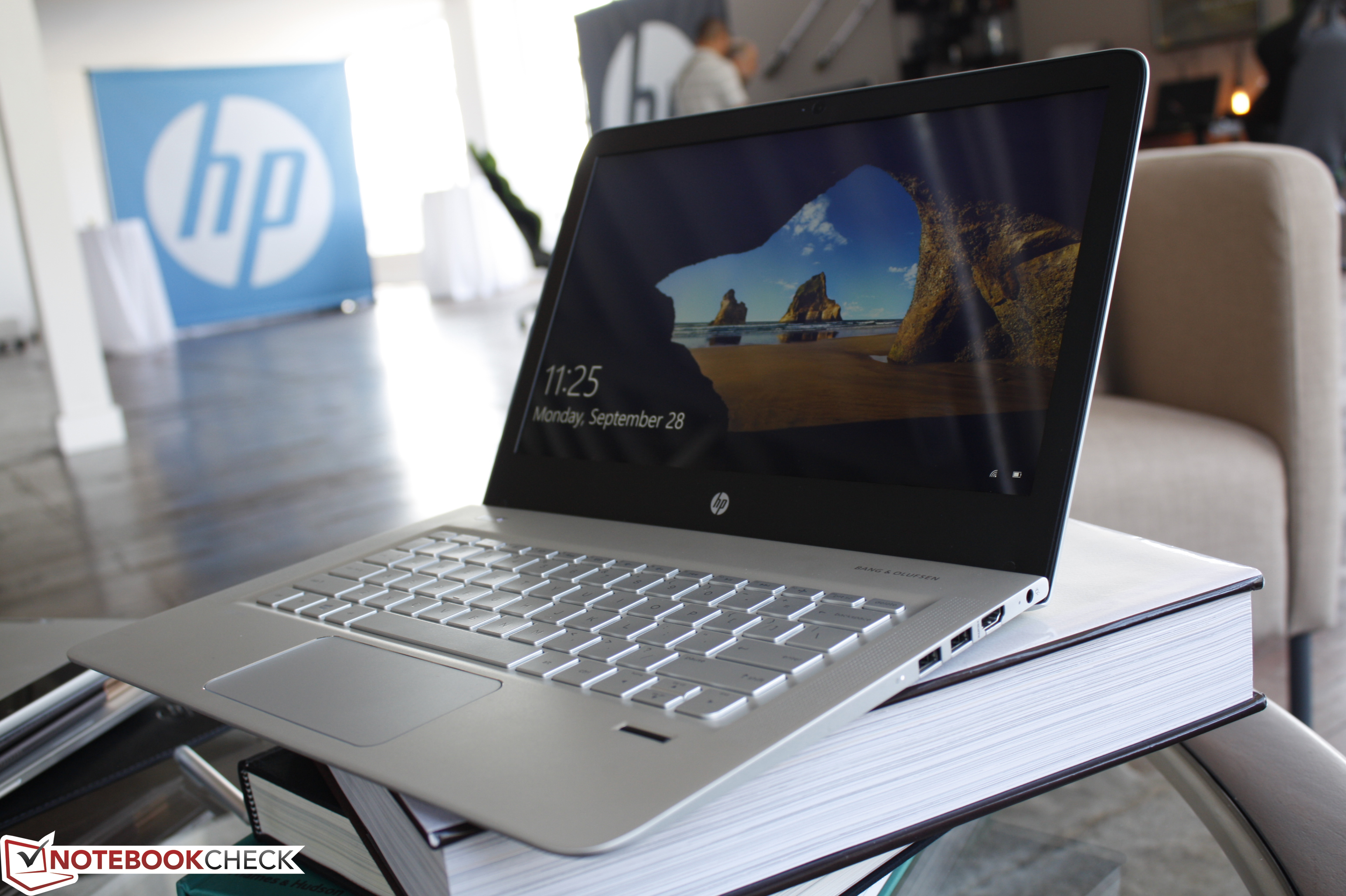 Calamiteit dreigen alleen HP unveils the new 13-inch Envy 2015 notebook - NotebookCheck.net News