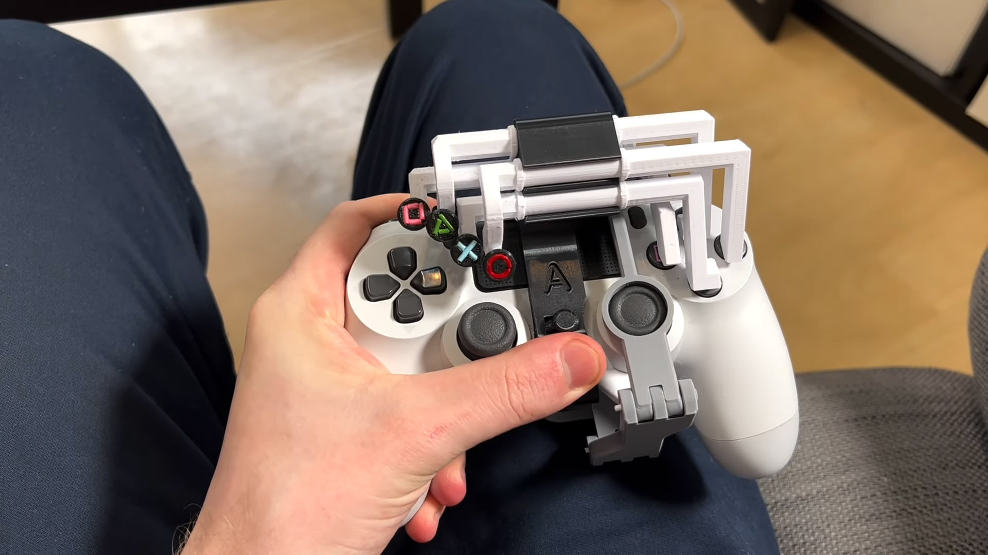 Onnauwkeurig serie Overvloedig 3D-printed PlayStation controller mod allows one-handed PS4 and PS5 gaming  - NotebookCheck.net News