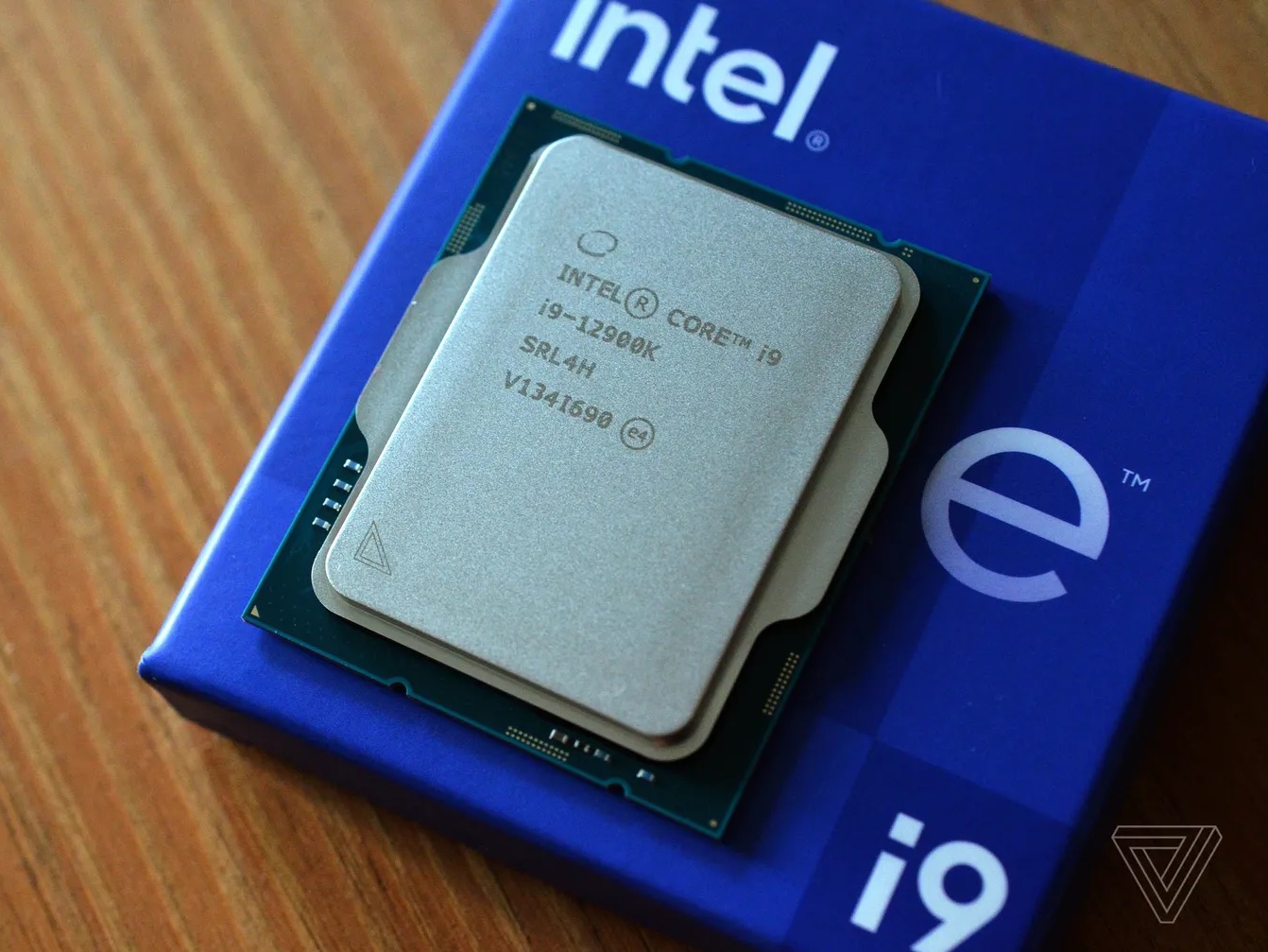 Intel Corei9 プロセッサー 12900K 3.2GHz 新品未開封