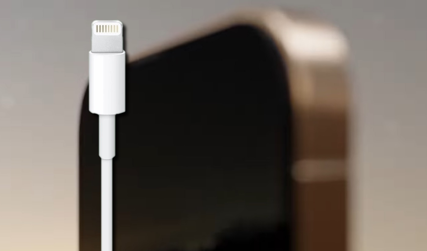 lightning connector on iphone