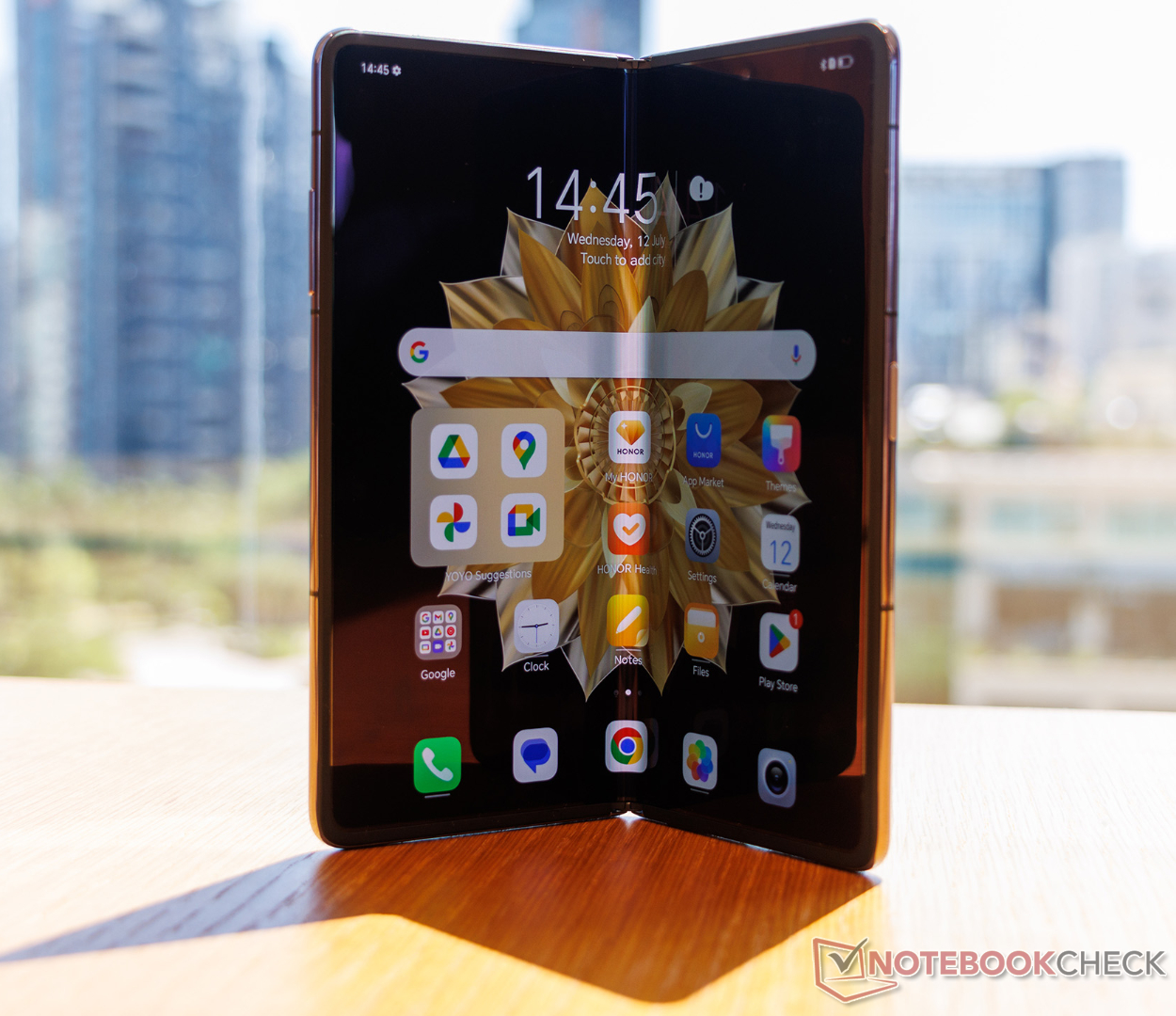 Honor Magic V2 hands-on: The best-designed foldable phone yet