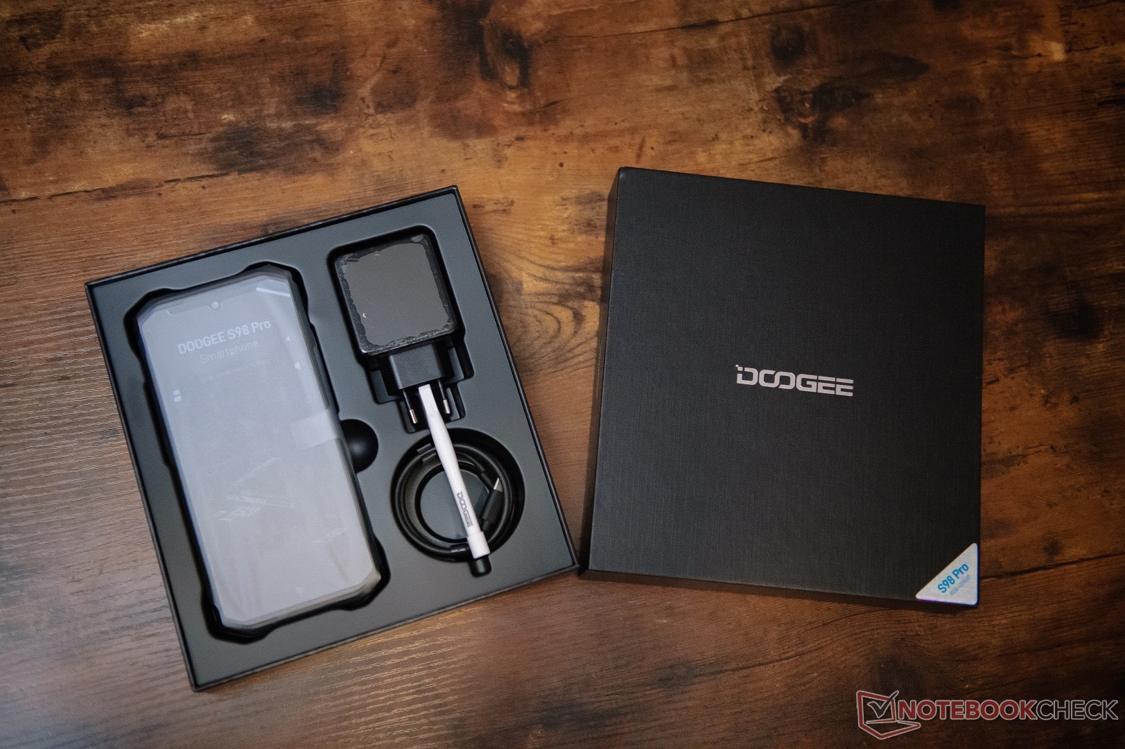 Promoted] Doogee S98 Pro Set To Hit The Market In Early June With Thermal  Imaging and Alien-Inspired Design - Talk Android