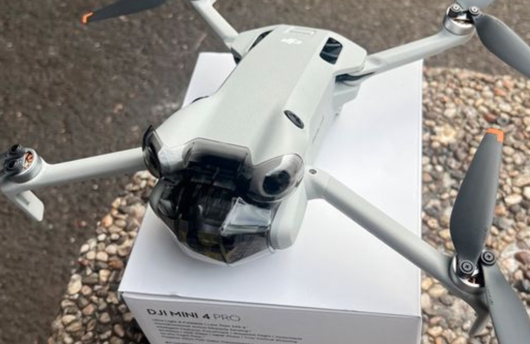 DJI Mini 4 Pro Drone with RC 2 Controller – Design Info