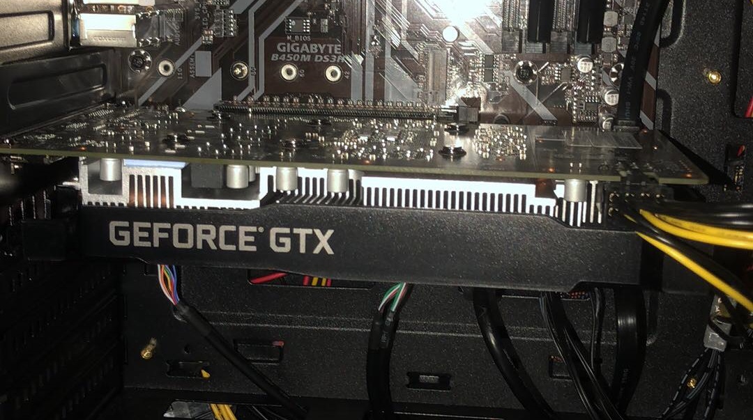 Images of unboxed Nvidia GeForce GTX 