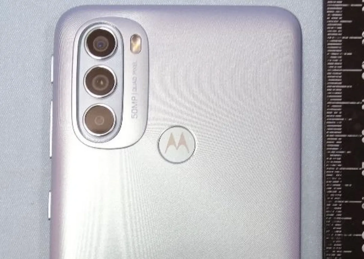 Motorola is about to launch a new phone called the Moto G Pure -   News