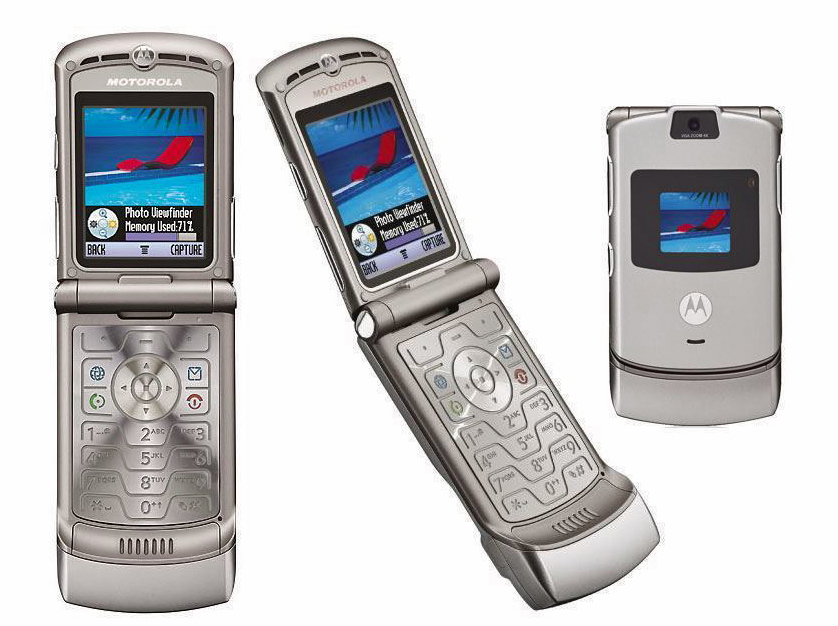 The legendary Motorola Razr series might return with a foldable display ...