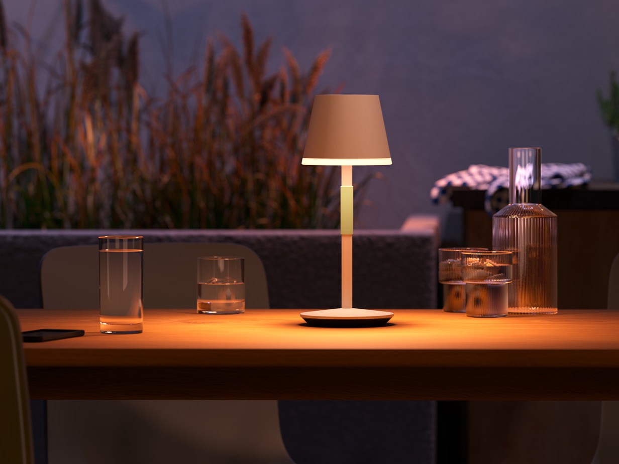 Long awaited Philips Hue Go portable table now available NotebookCheck.net News
