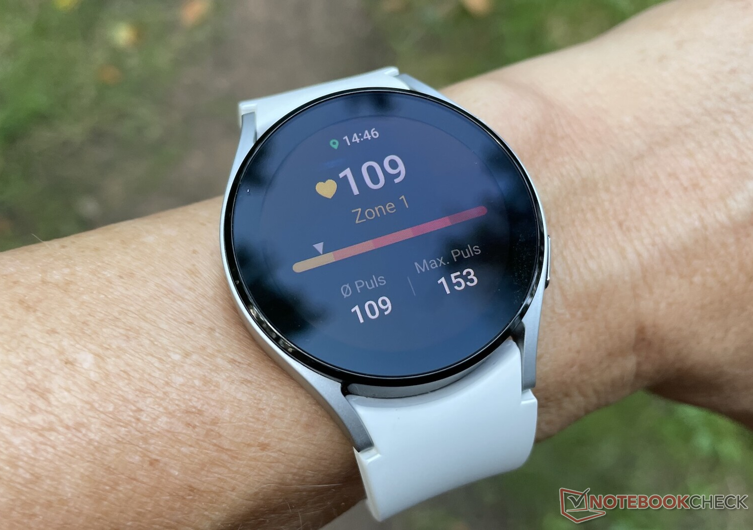 Samsung Galaxy Watch Active Review: A Great Wearable for Exercise Tracking  | WIRED