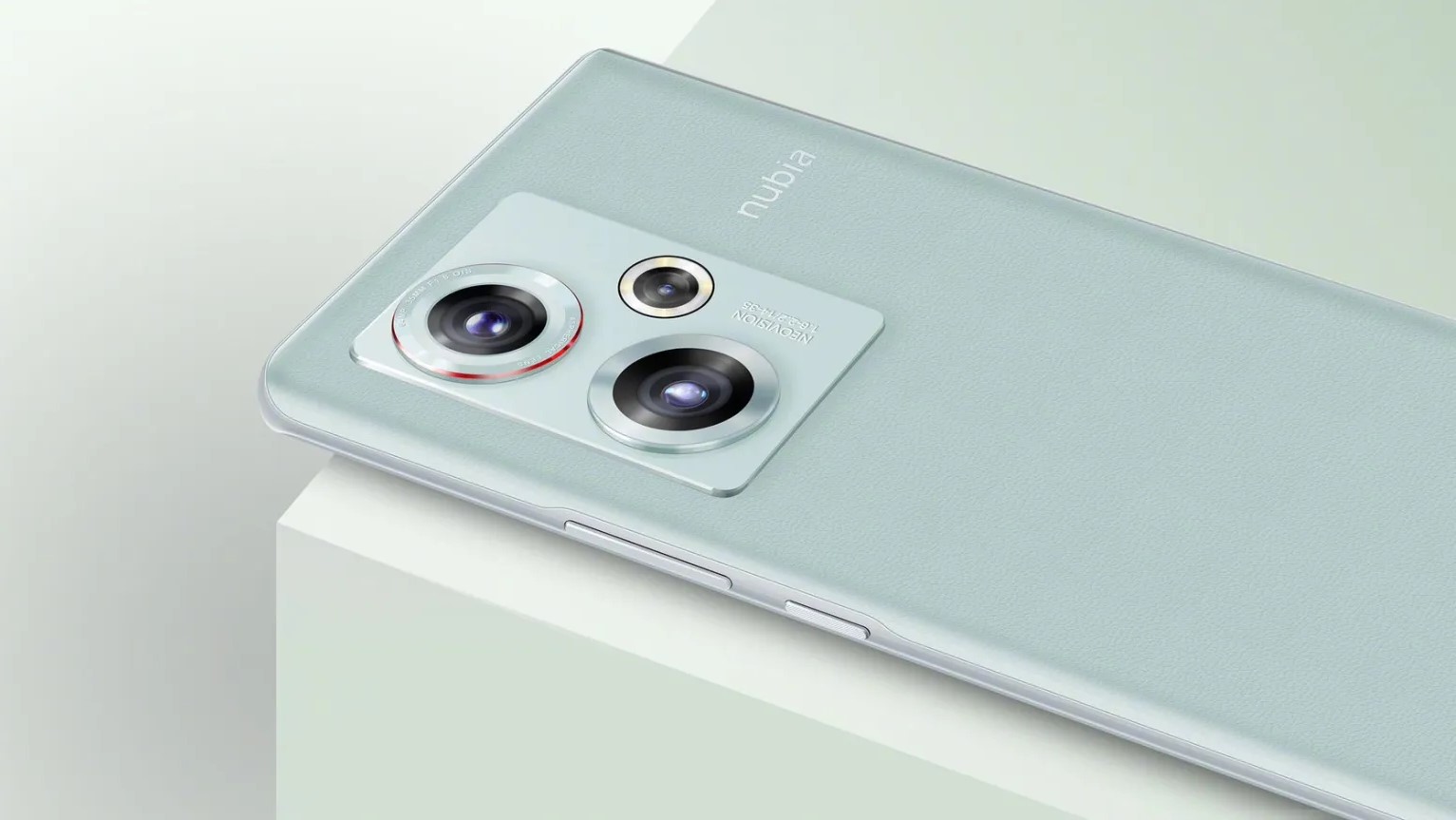 Video Showcases the Internals of nubia Z60 Ultra 