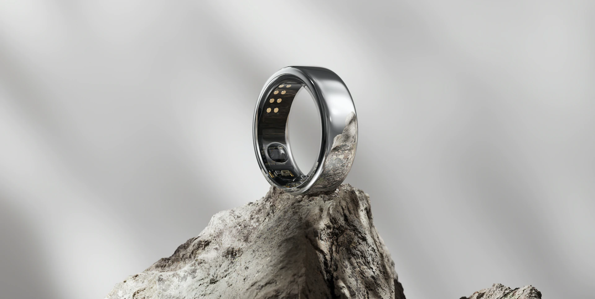 Scientific-Grade Smart Rings : Iris smart ring