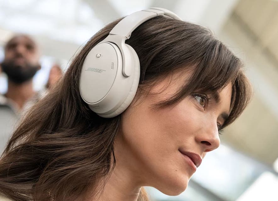 Bose has discounted the QuietComfort 45 to $199 (Image: Bose)