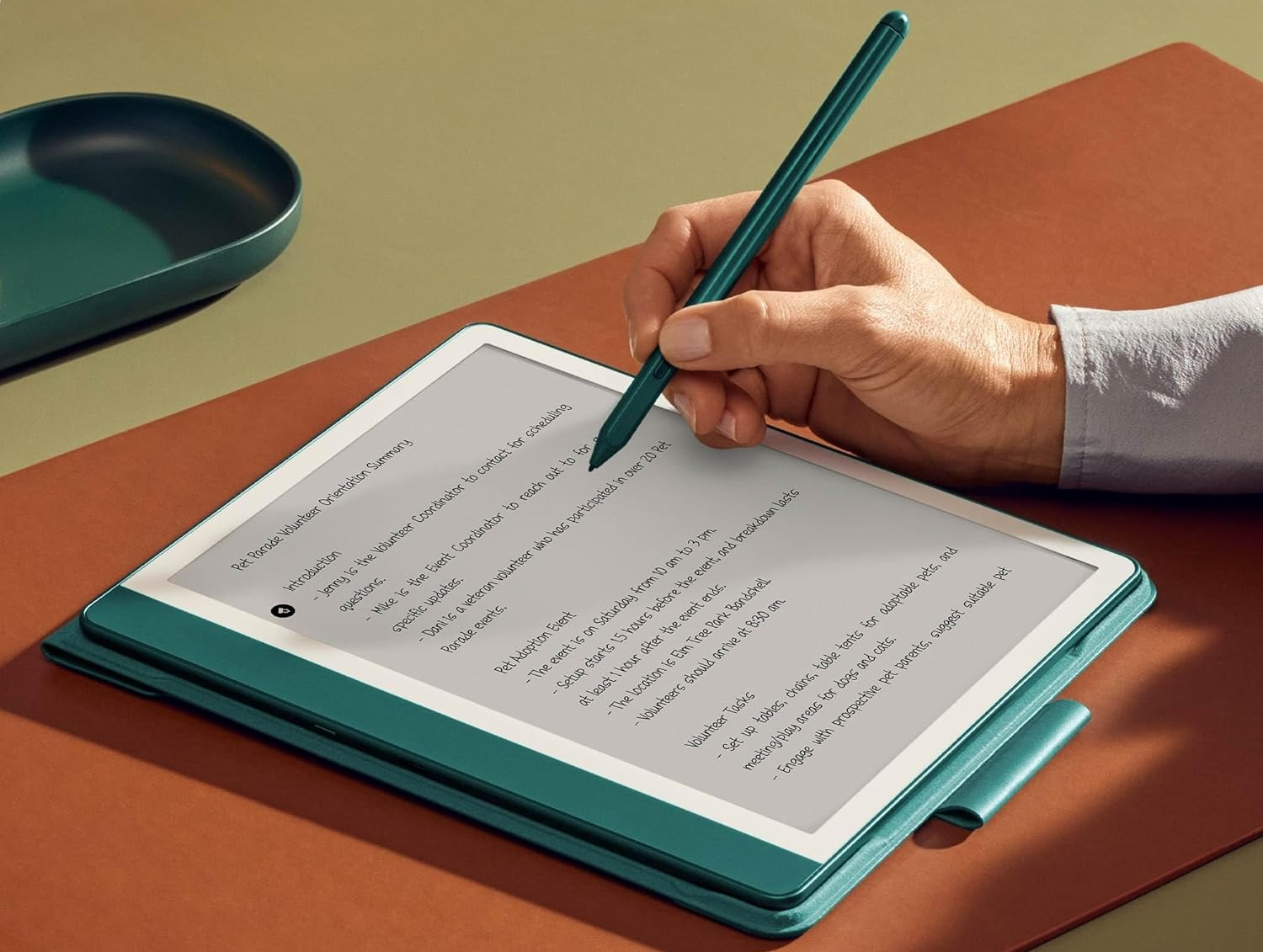 Amazon refreshes the Kindle Scribe: New color, new pen, and AI features ...