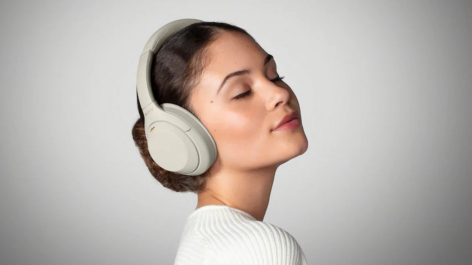 Sony WH-1000XM4 active noise-cancelling headphones see a big price drop -  NotebookCheck.net News