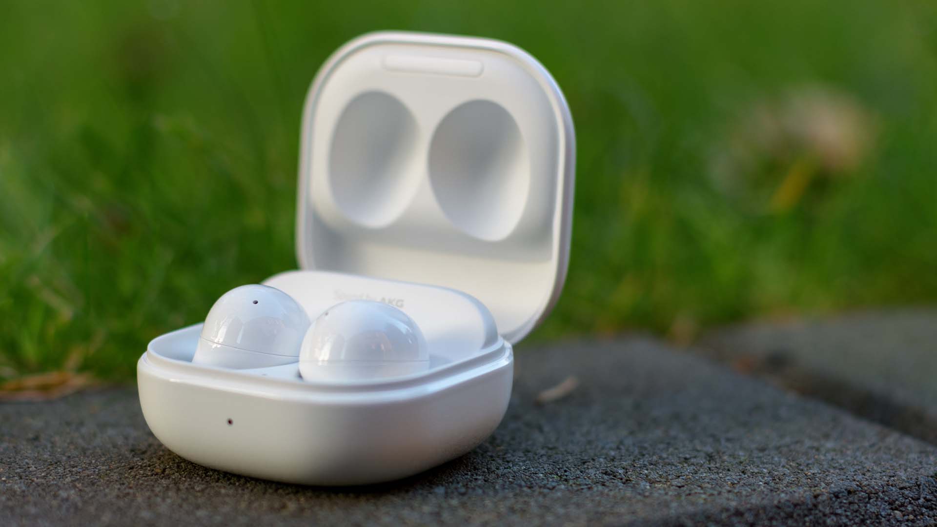 Samsung Galaxy Buds2 Review Powerful In Ear Headphones With Anc Notebookcheck Net Reviews