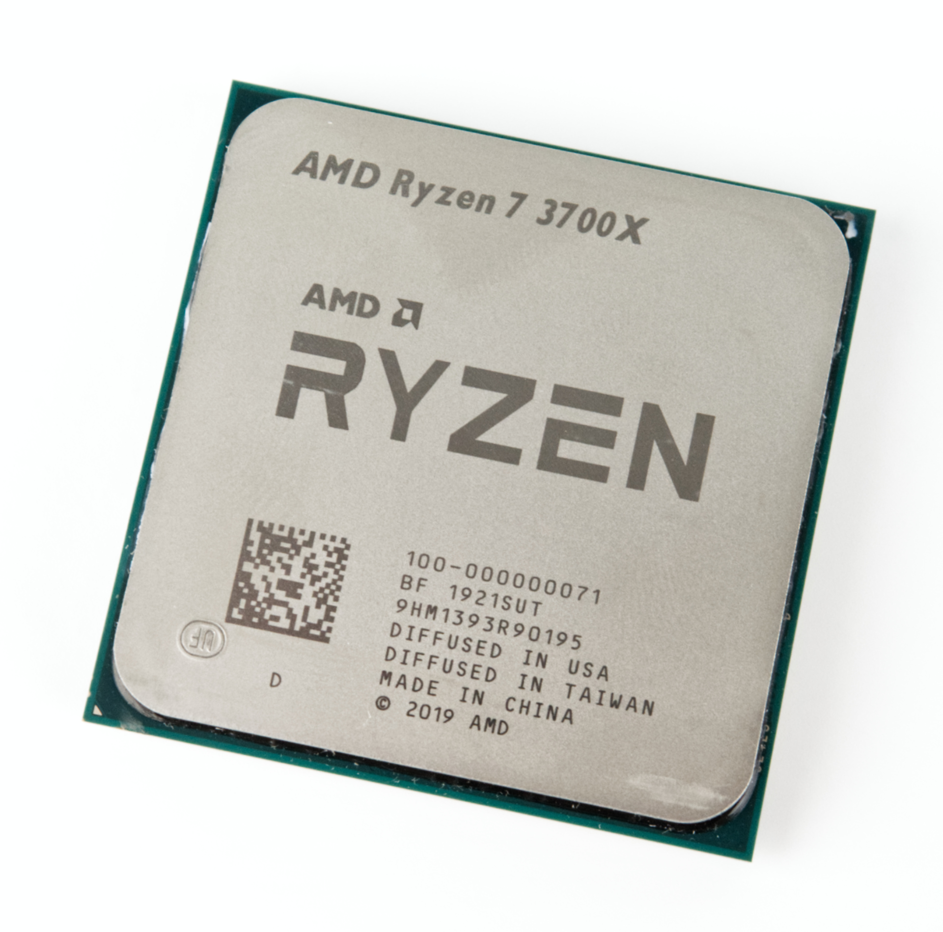 AMD Ryzen 7 3700X　新品未開封