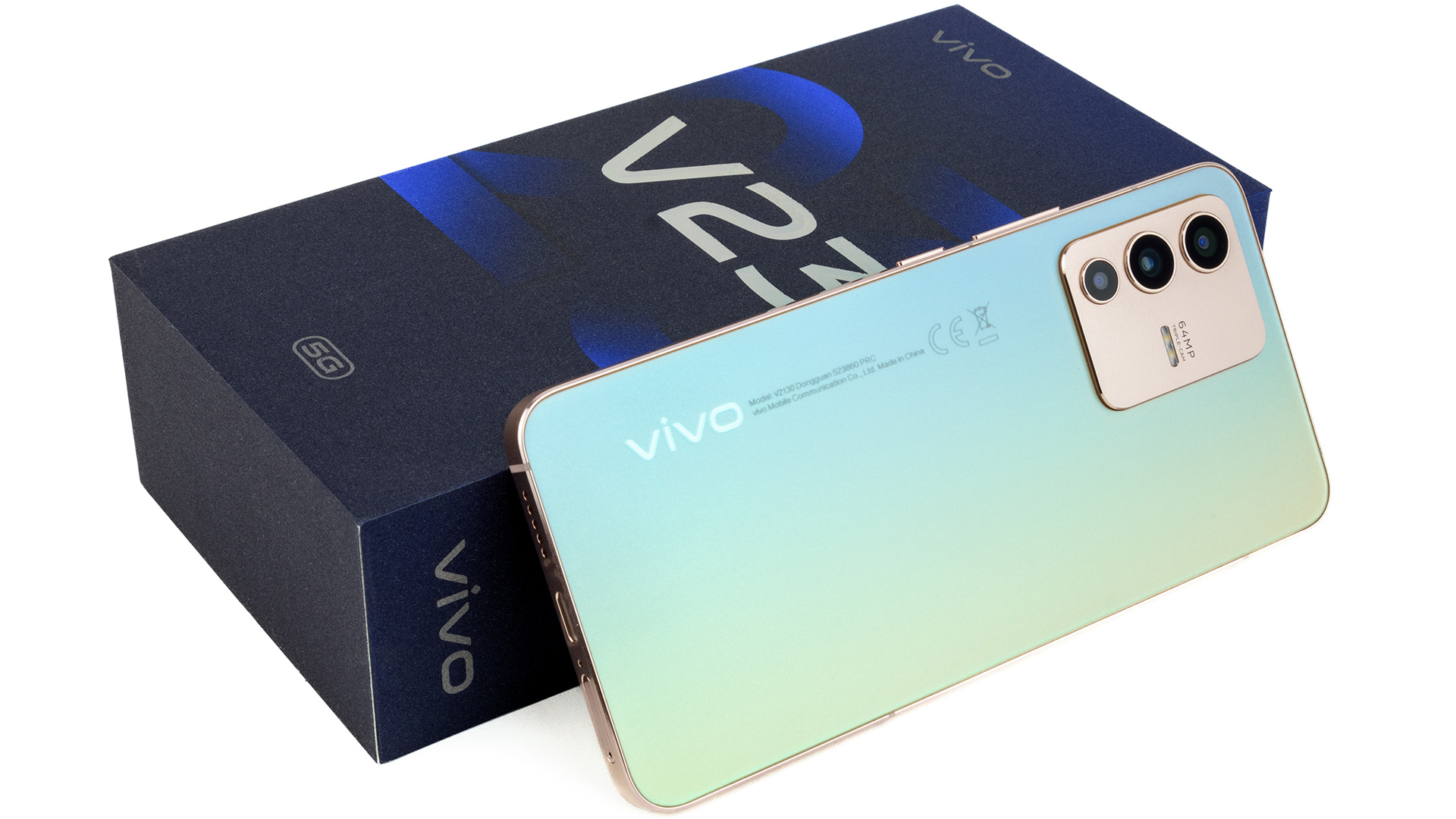 Vivo V23 5G review - Selfie smartphone with extravagant color