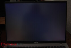 No significant light bleed