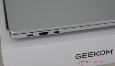 Geekom GeekBook M16 - Connections on the left side