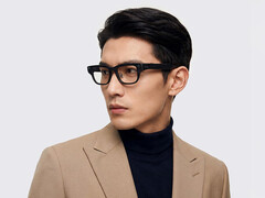 iFlytek's AI glasses have a built-in micro projector.