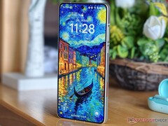 Oppo Find X9 Ultra display in testing