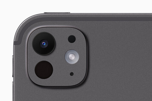The ultra-wide camera is gone (Source: Apple)