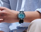 The BN0167-09W features a 44mm stainless steel case, giving it a more traditional dive watch presence on the wrist.