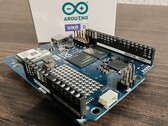The Arduino UNO Q is basically a Raspberry Pi with Arduino genes (Image source: Notebookcheck)