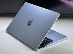 Apple MacBook Air 13 M5 Entry