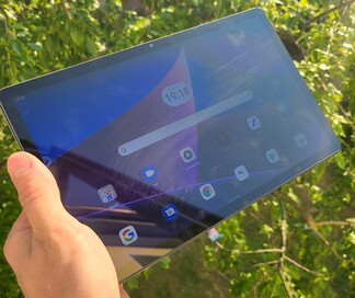 Lenovo Tab M10 Plus 2022 (Gen 3) review: Affordable tablet with 2K display  and stylus support -  Reviews