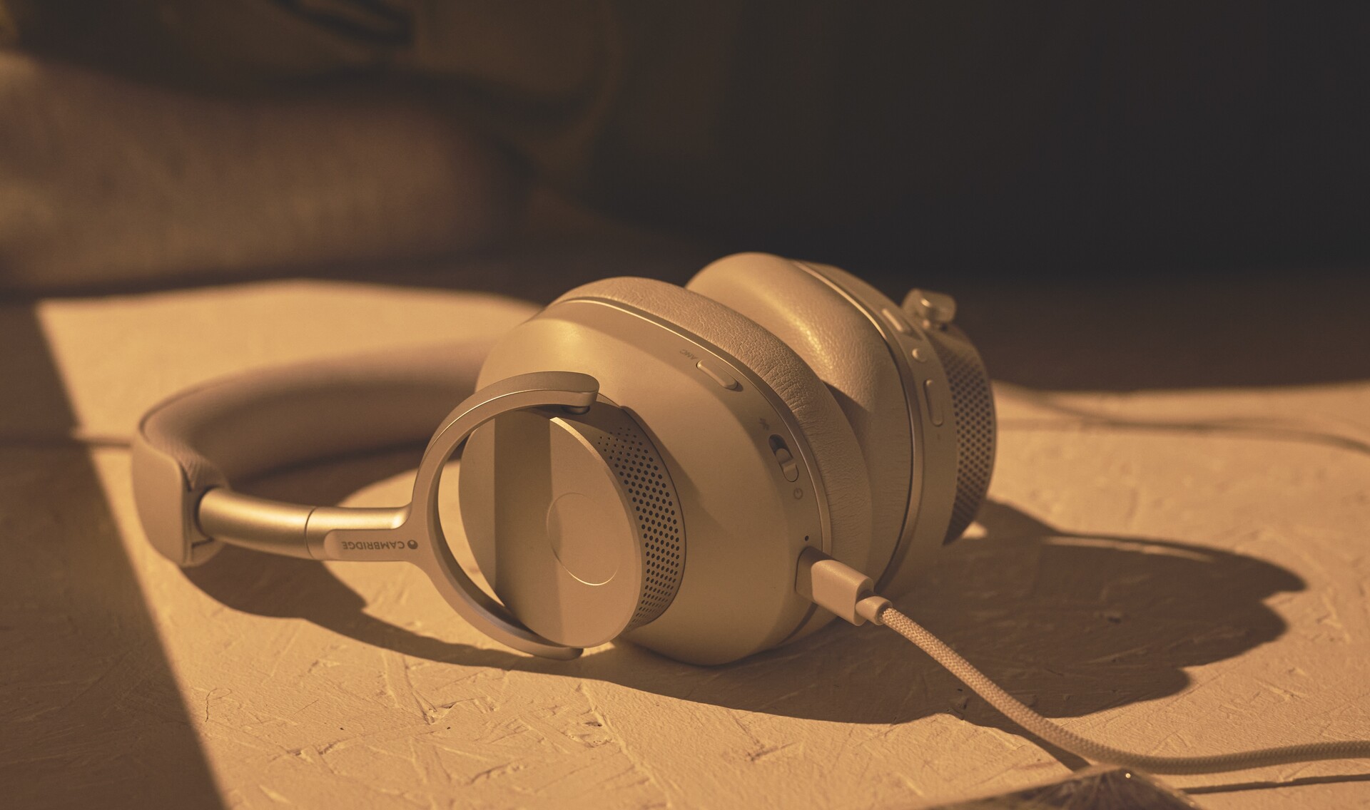 Cambridge Audio Presents Melomania P100: First NC Over-ear Headphones ...