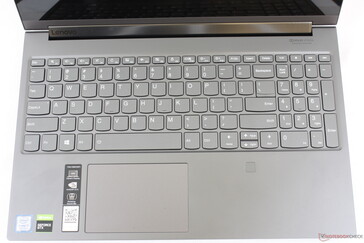 Identical QWERTY keys and clickpad as on the smaller Yoga C940-14