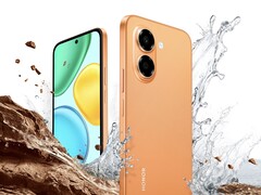 The Honor X7e in sunset orange colorway