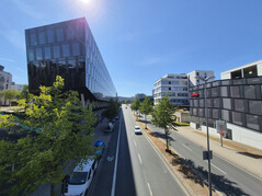 Ultra-wide-angle
