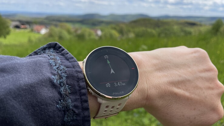 Polar Vantage M2 smartwatch in review: Good sports functions, still without  touchscreen -  Reviews