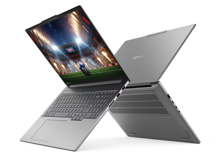 The IdeaPad Pro 5i 16IPH11 charges at up to 170 W via Lenovo's Slim tip charger.