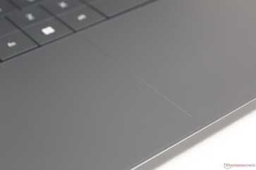 There are now visual outlines along the edges of the clickpad