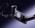 The Honor Magic 8 RSR Porsche Design offers an optional camera grip and teleconverter (Image source: Honor)