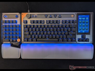Command KB7 keyboard with Command KP7 Keypad.