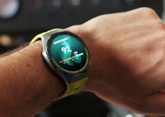 The Huawei Watch GT 7 Pro is also available in eye-catching green and yellow.