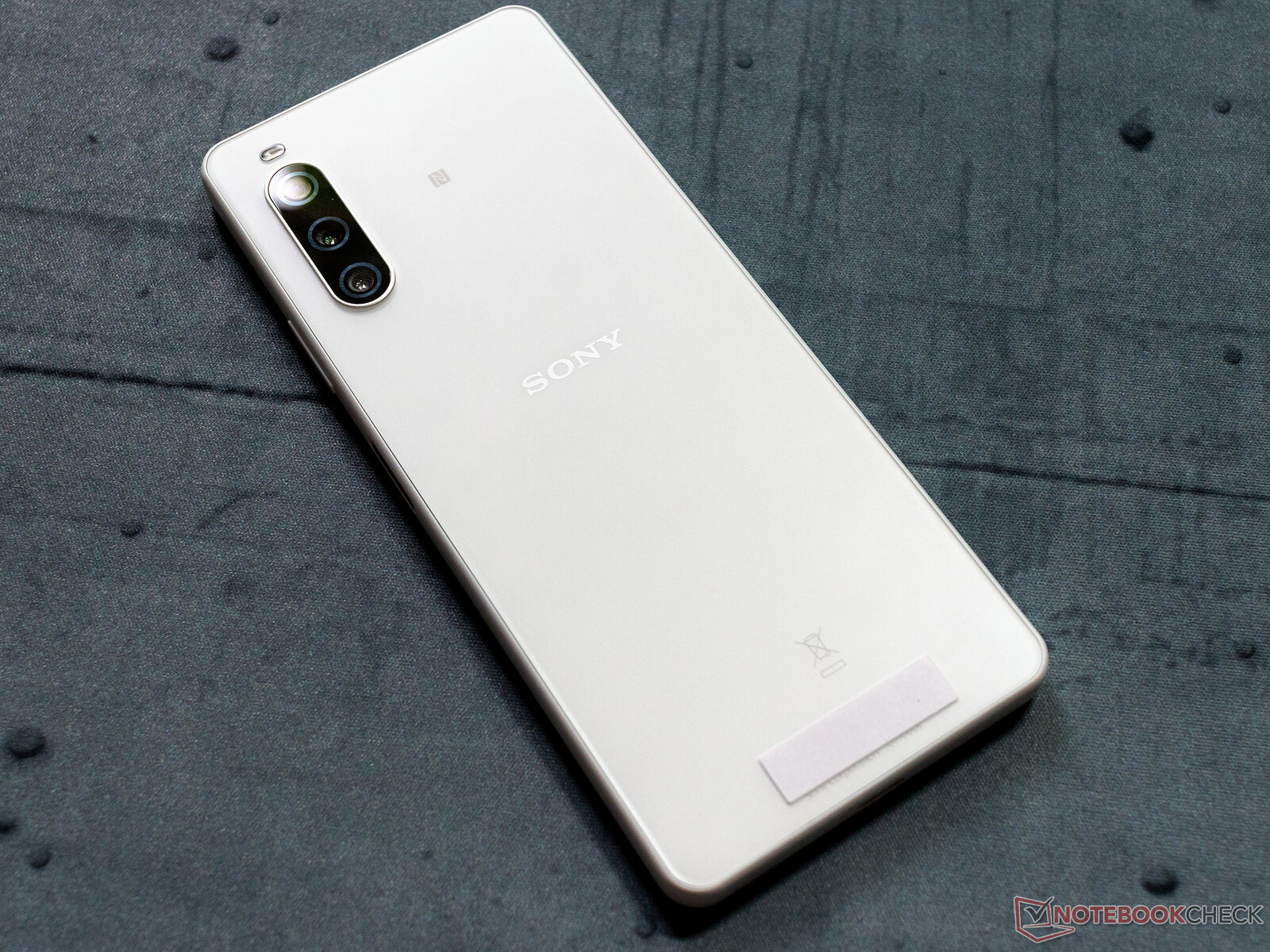 Sony Xperia 10 IV launched with Snapdragon 695, brighter display